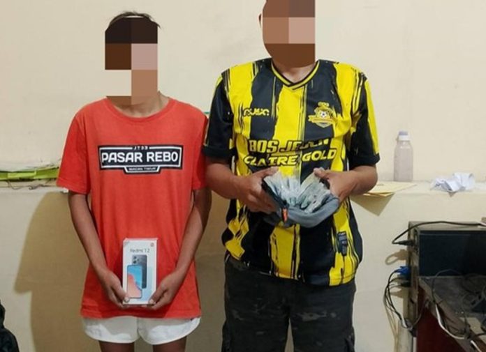 Dua pemuda maling HP ditangkap di Bogor membawa 600 butir Tramadol Dua pemuda maling HP ditangkap di Bogor membawa 600 butir Tramadol