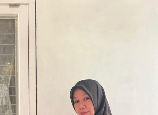 Tindakan Sosial Orang Tua dalam Menanamkan Nilai-Nilai Keislaman pada Anak: Studi Kasus di Desa Karduluk, Kabupaten Sumenep, Indonesia