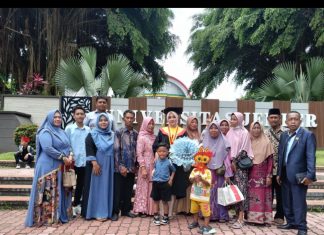 Setelah Raih Gelar Sarjana Hukum, Riska Puji Wardania, Di dukung Kedua orang Tuanya, ke Pascasarjana